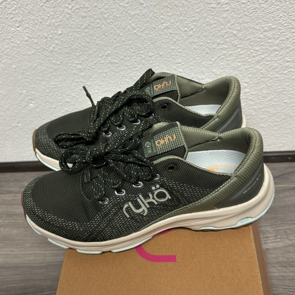 Ryka Made For Women Devotion X TR Trail Walking Sneaker - Picture 5 of 12